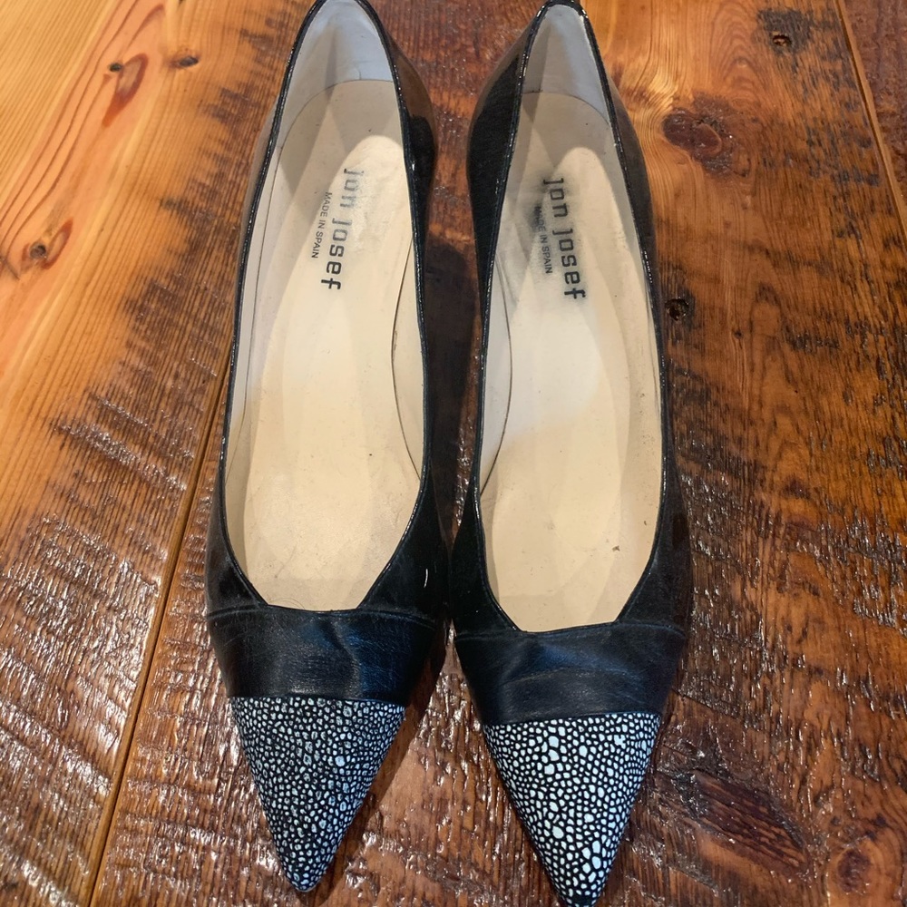 Jon Josef Heels